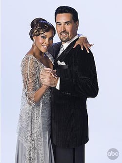 vivica-fox-nick-kosovich-dwts